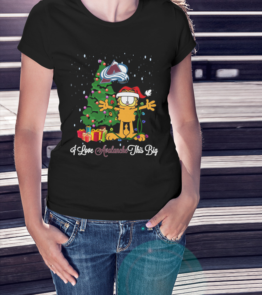 I Love Colorado Avalanche This Big Christmas Tree And Gifts T-Shirt