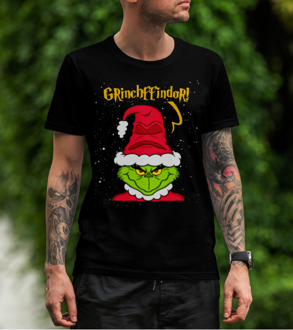 Grinche FFindor Grinch Santa Hat Snowflakes Christmas T-Shirt