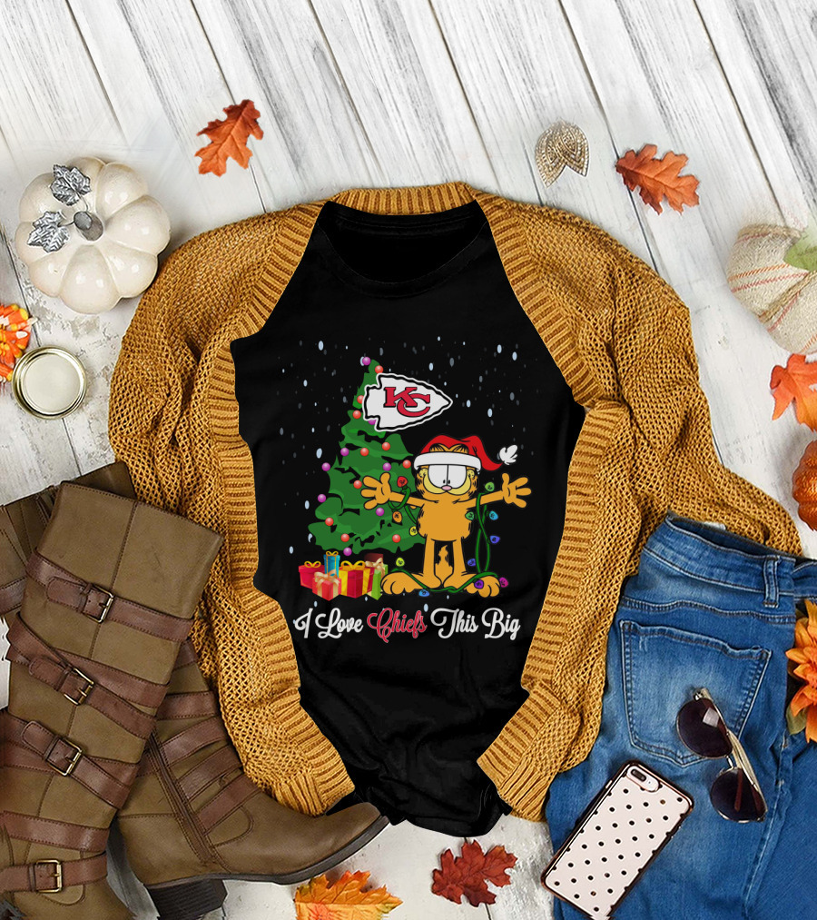 I Love Kansas City Chiefs Garfield Christmas Tree Holiday T-Shirt