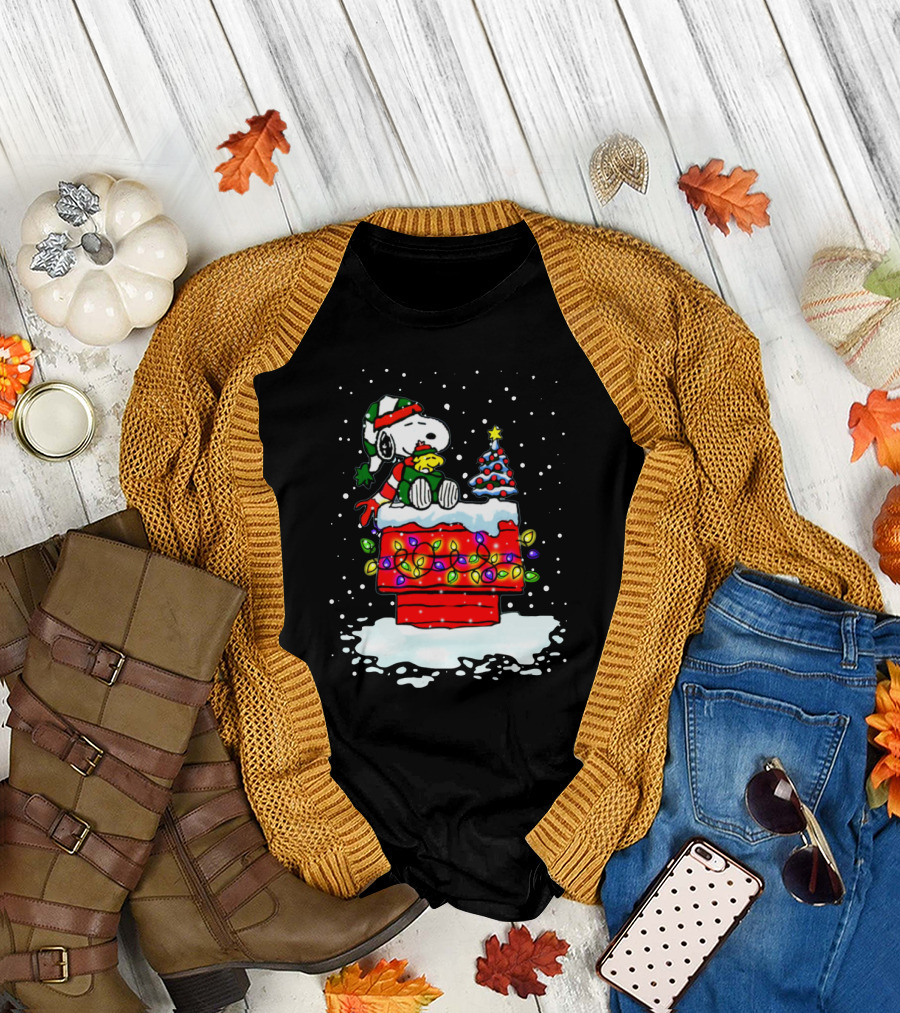 Snoopy Christmas Lights on Doghouse with Woodstock and Winter Scene from Peanuts T-Shirt
