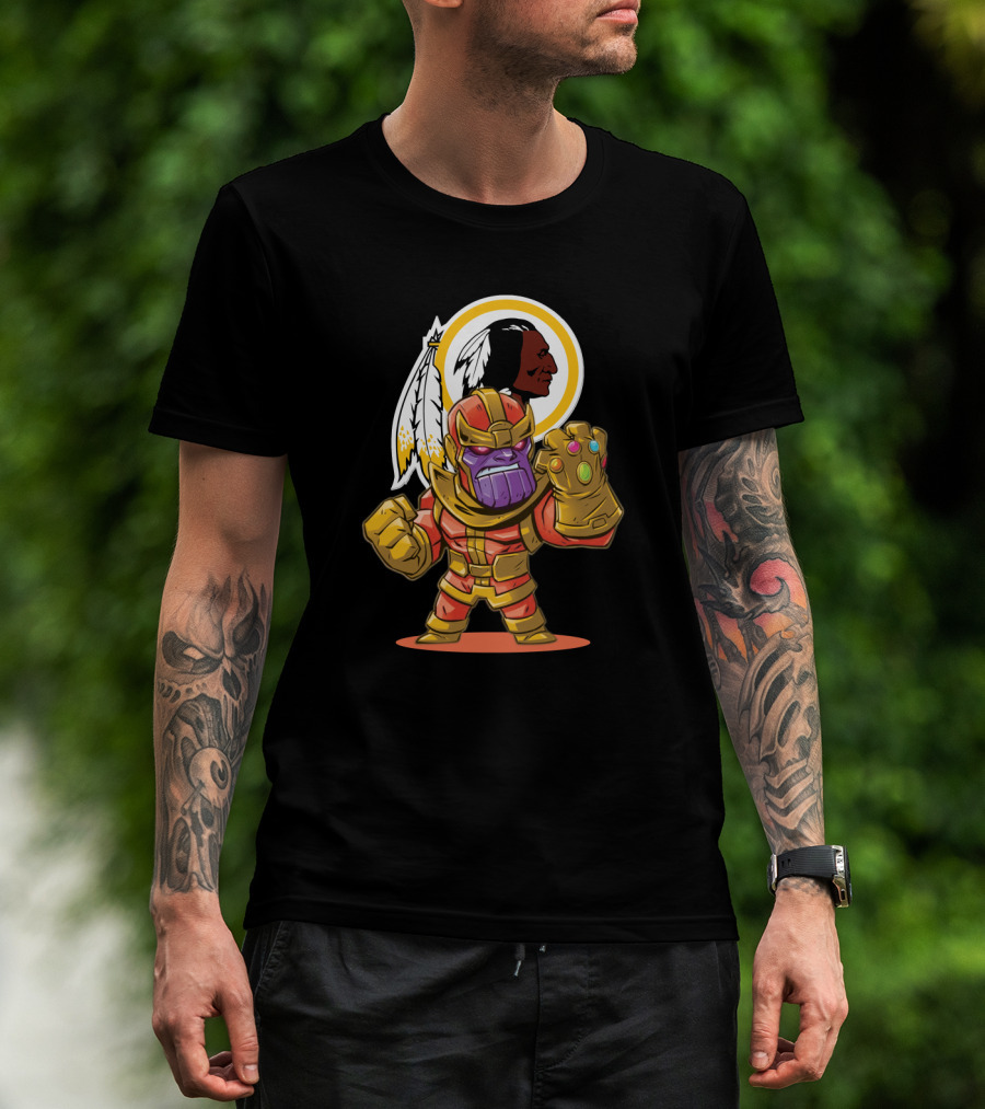 Thanos In Washington Redskins Colors With Infinity Gauntlet T-Shirt