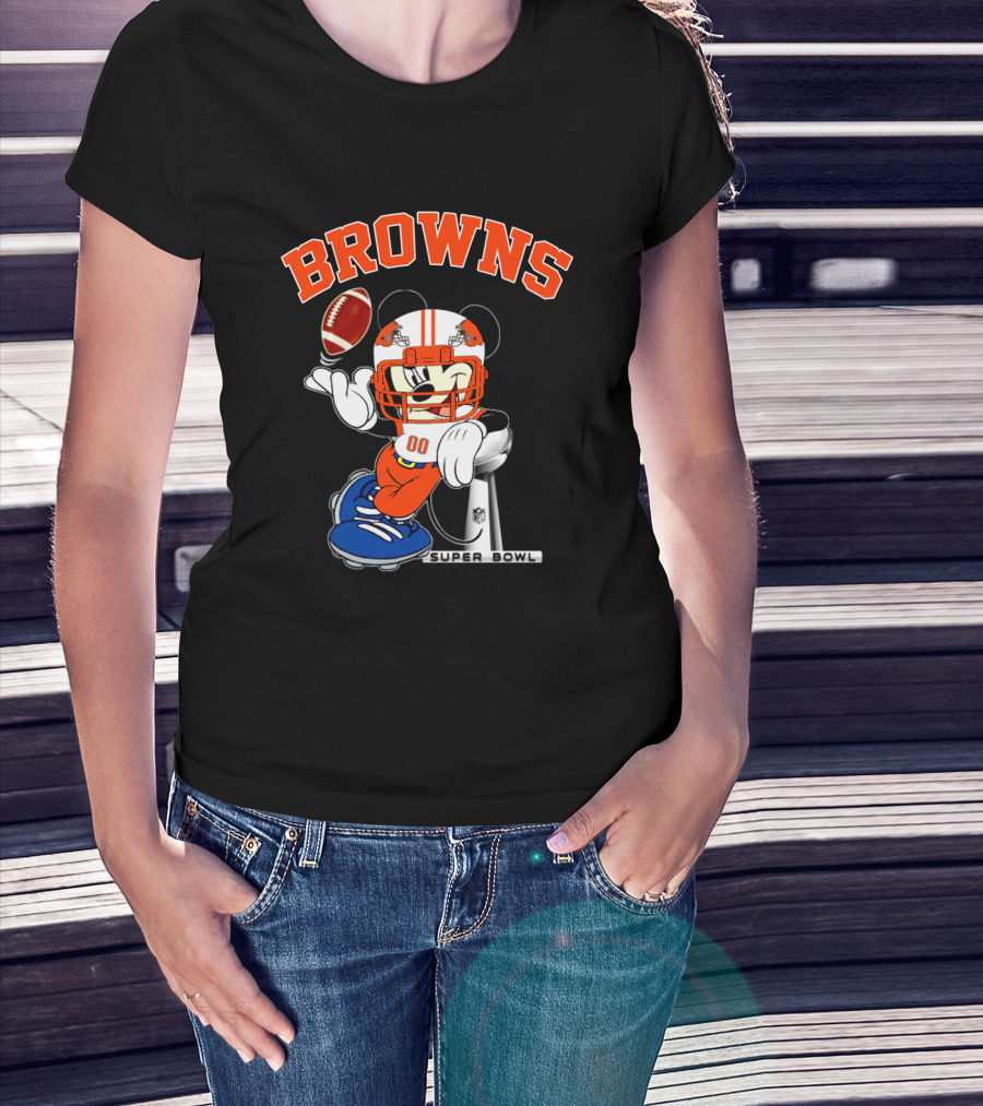 Browns Mickey Nfl Super Bowl Football T-Shirt