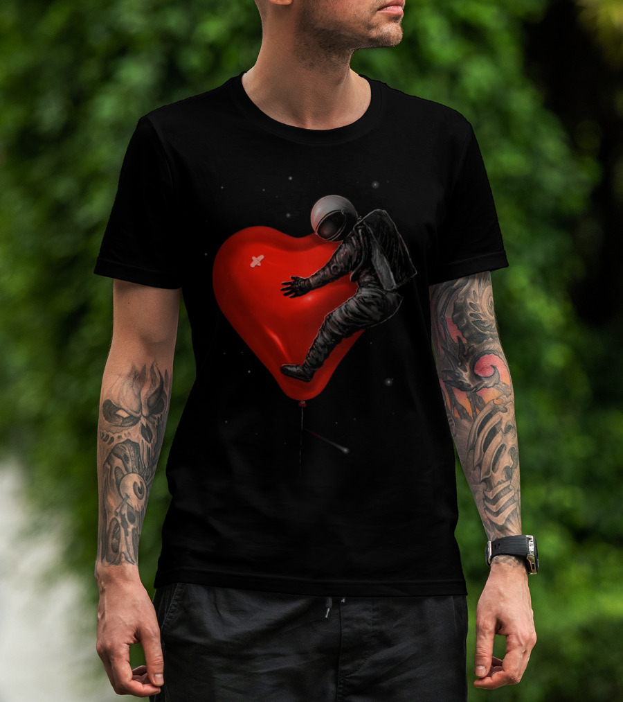 Space Astronaut Embraces Heart Balloon T-Shirt