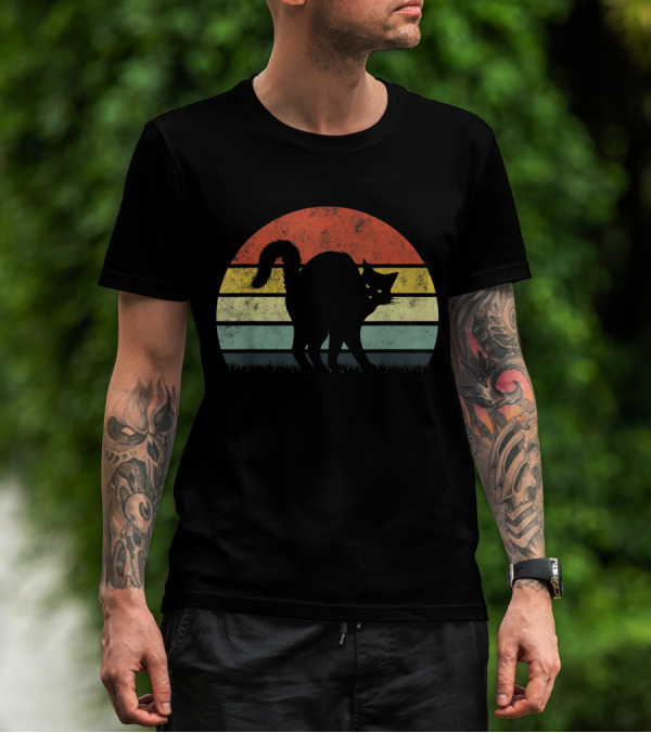 Vintage Retro Scary Black Cat Silhouette Sunset T-Shirt