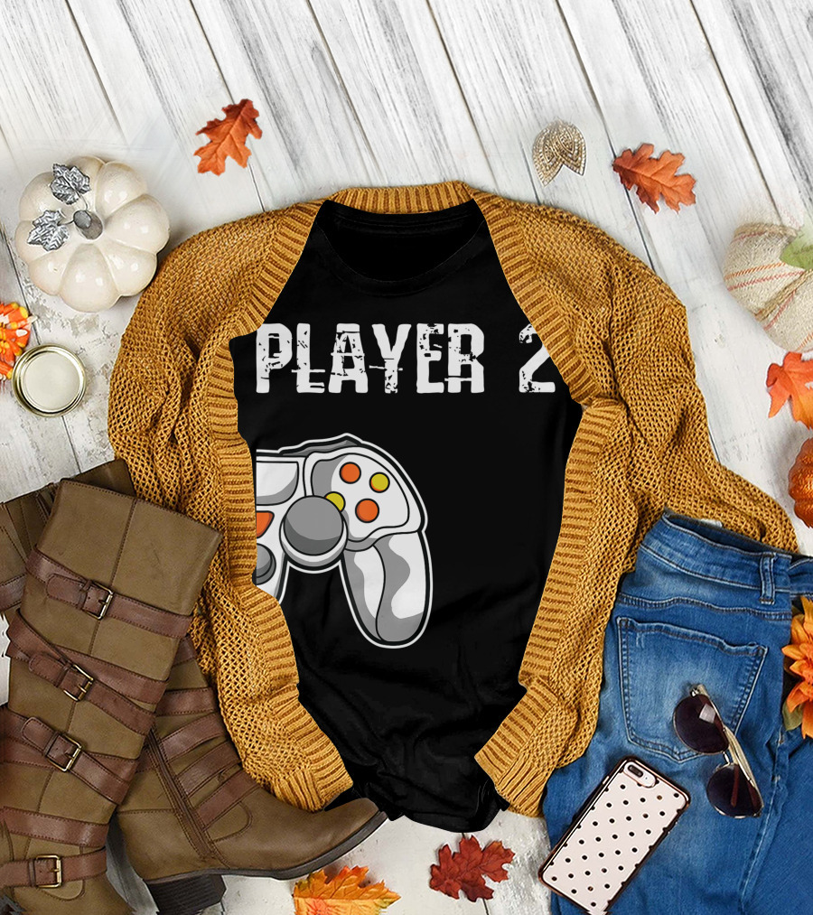 Player 2 Gamer Couple Matching Gaming Player Controller T-Shirt
