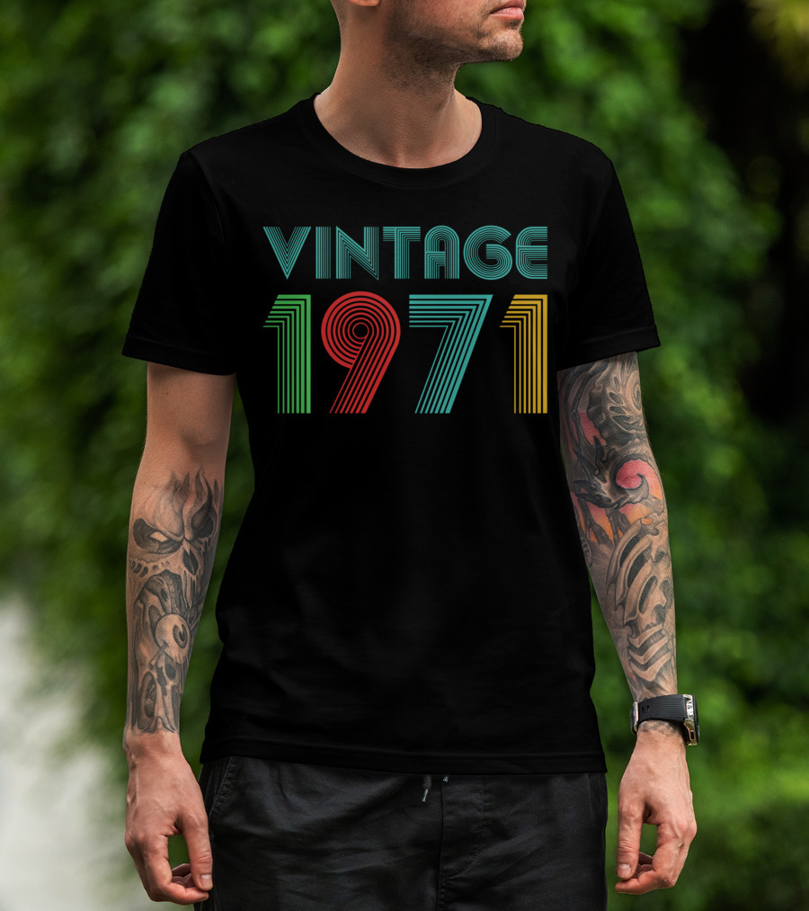 Vintage 1971 Retro Striped Typography T-Shirt