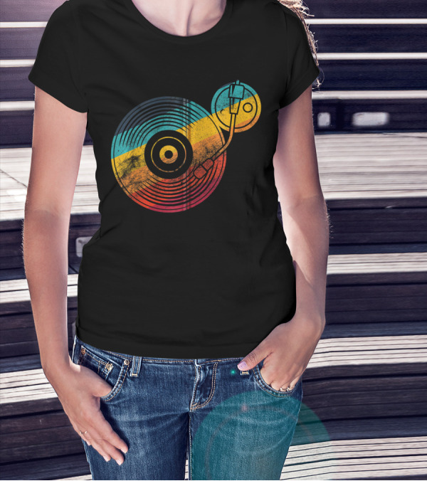 Vintage Vinyl Turntable DJ Musician LP Records T-Shirt