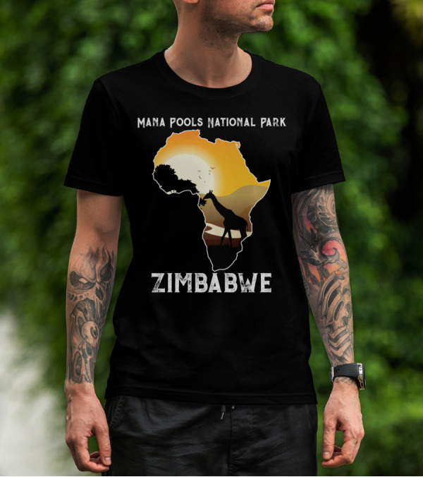 Mana Pools National Park Africa Giraffe Sunset Zimbabwe T-Shirt