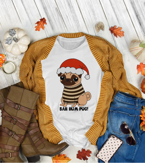 Bah Hum Pug Christmas Santa Hat Grumpy Holiday Pug Stripe T-Shirt