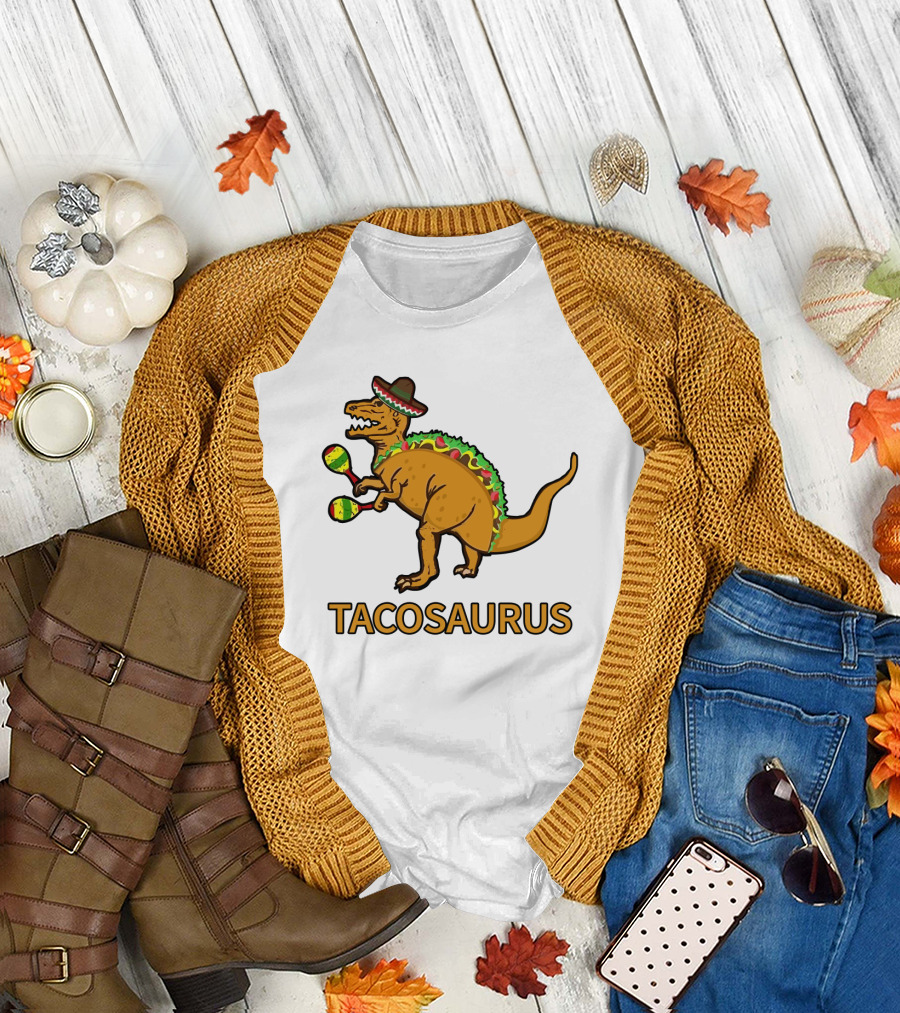 Tacosaurus Sombrero Dinosaur with Maracas Taco Lover Fiesta Fun T-Shirt