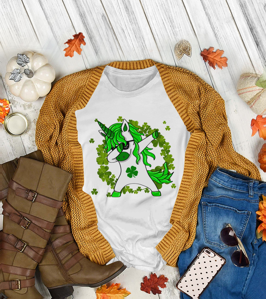 St. Patrick's Day Clover Unicorn Dabbing With Shamrock Mane Surrounded by Green Clovers T-Shirt