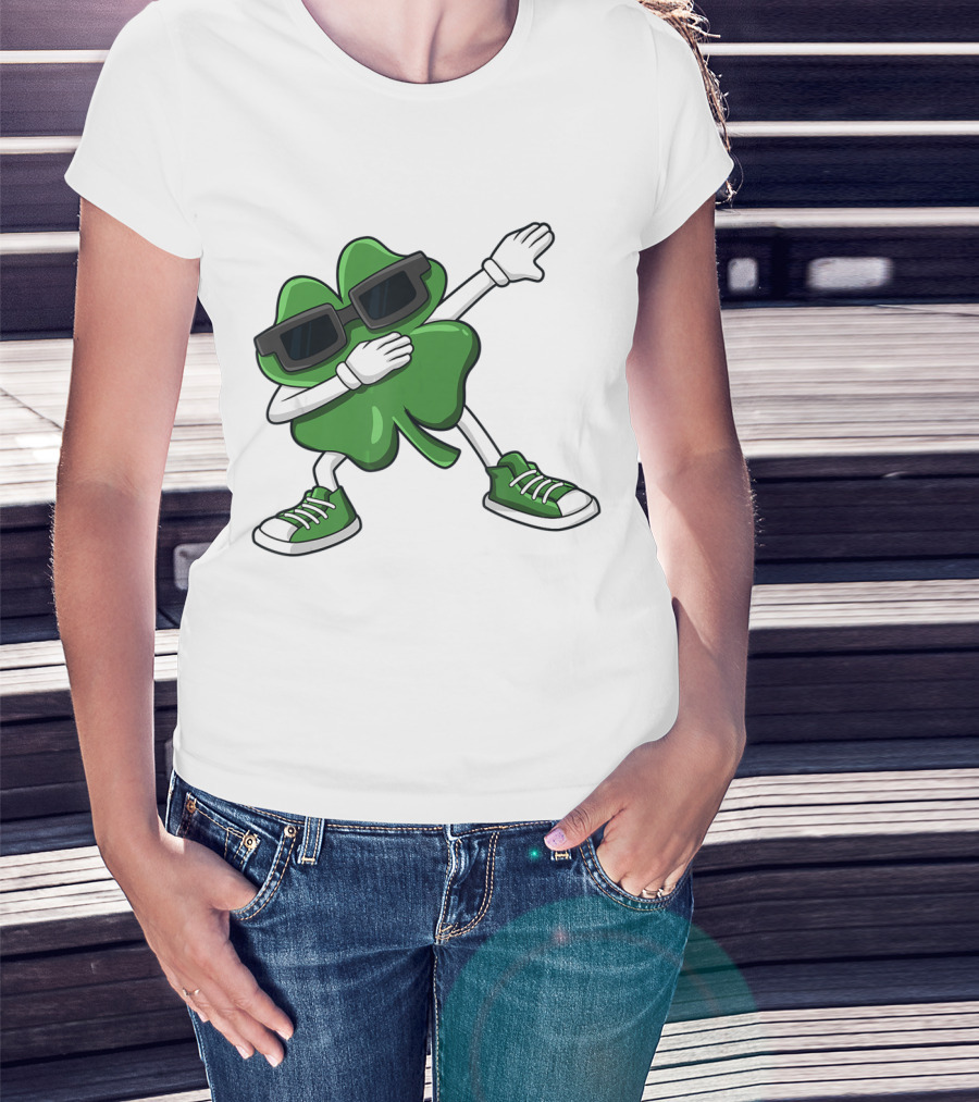 Dabbing Shamrock St Patrick's Day Funny Dab Dabbin' Clover Wearing Sunglasses T-Shirt