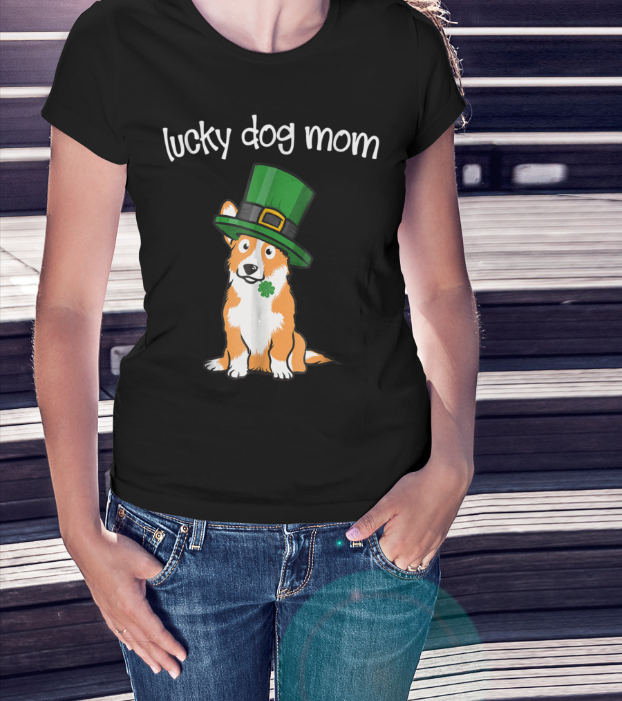 Lucky Dog Mom St Patricks Day Corgi T-Shirt