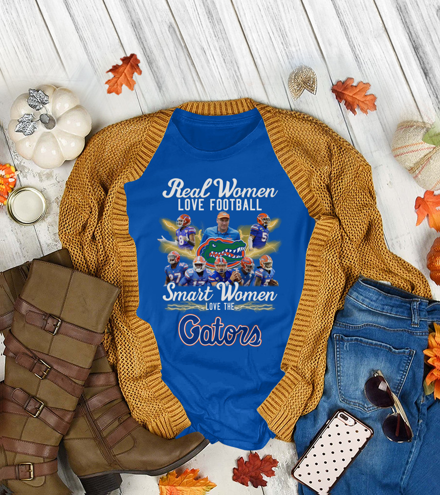 Real Women Love Football Smart Women Love the Gators T-Shirt