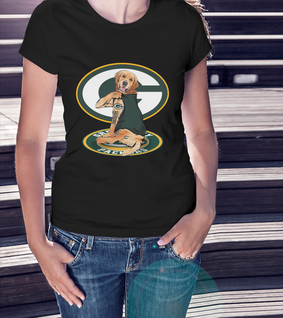Golden Retriever Wearing Green Bay Packers Jersey T-Shirt