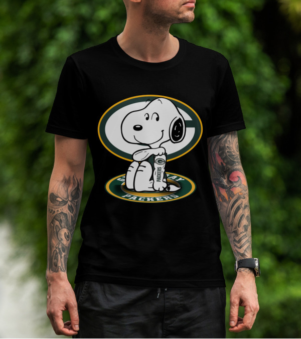 Snoopy Green Bay Packers T-Shirt