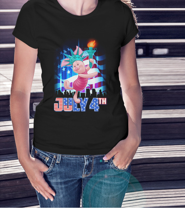 JULY 4th Piglet Statue Of Liberty Torch USA Flag T-Shirt