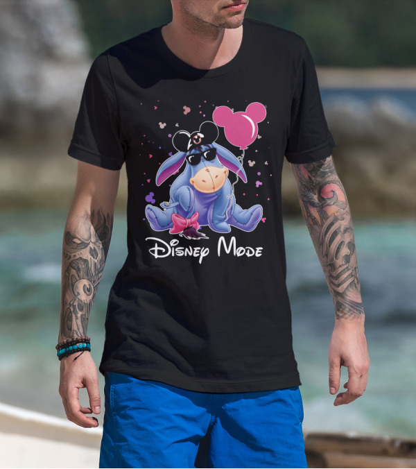 Disney Mode Eeyore With Mickey Balloon And Sunglasses T-Shirt