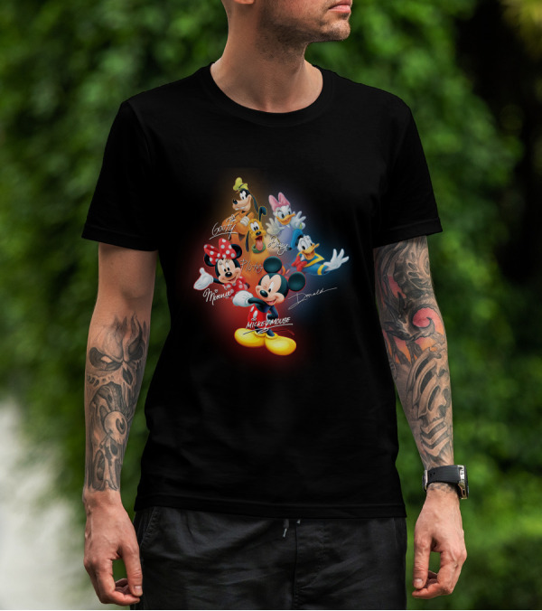 Mickey Mouse Minnie Pluto Goofy Daisy Donald Signatures T-Shirt