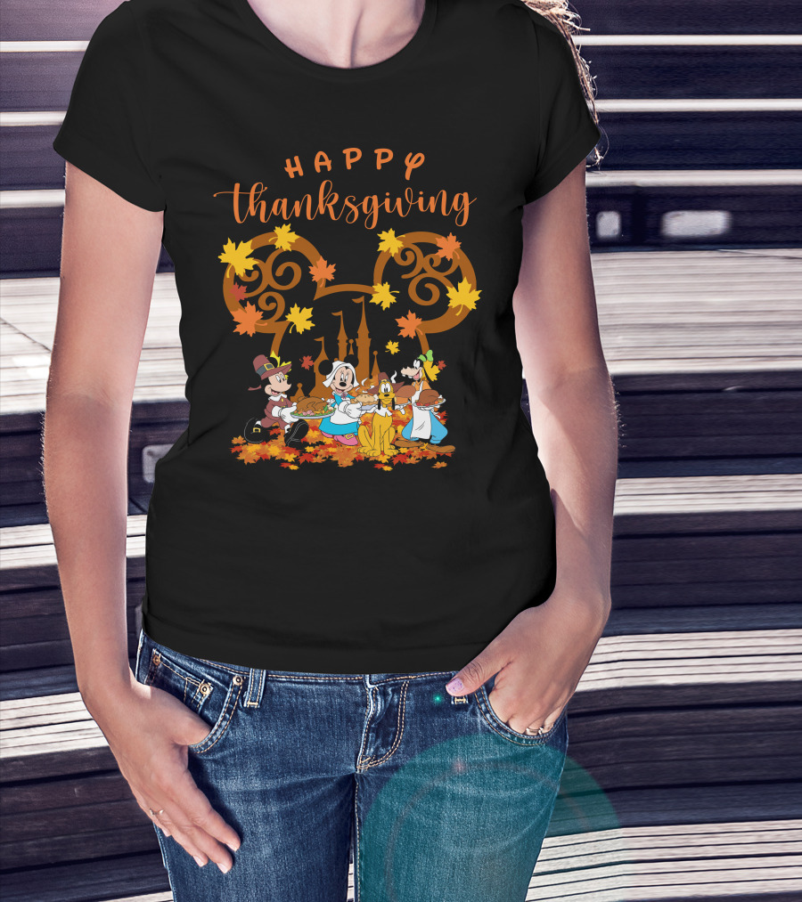Happy Thanksgiving Mickey And Friends Disneyland Castle T-Shirt