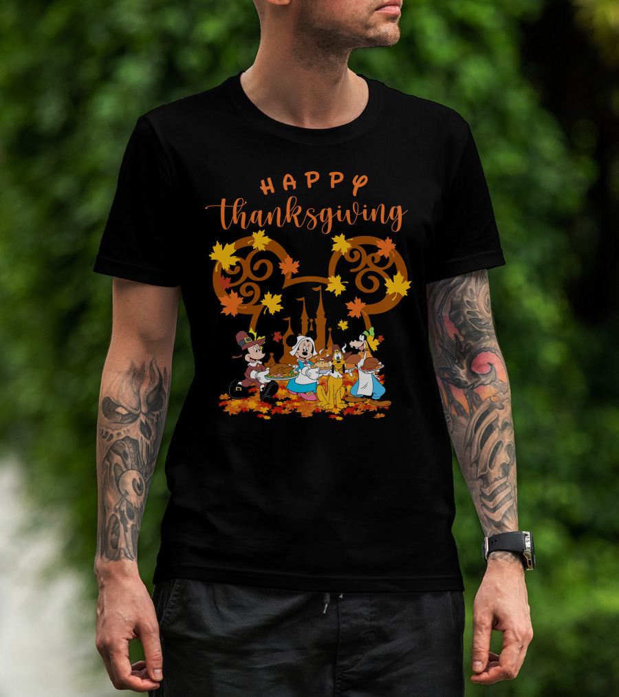 Happy Thanksgiving Mickey And Friends Disneyland Castle T-Shirt