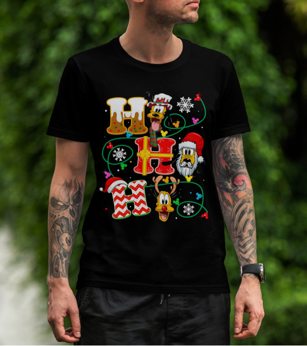 PLU HHH Christmas Goofy Dog With Santa Hats And Snowflakes T-Shirt