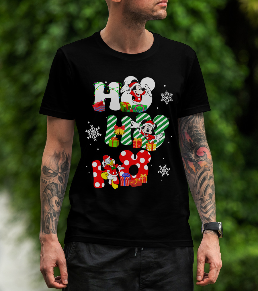 Mickey Mouse And Donald Duck Ho Ho Ho Christmas Snowflakes And Presents T-Shirt