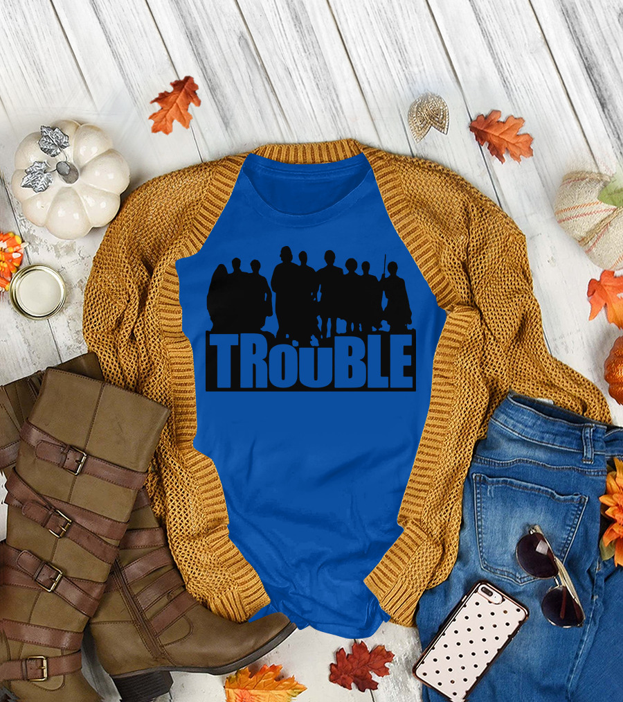 TROUBLE Silhouettes Ensemble T-Shirt