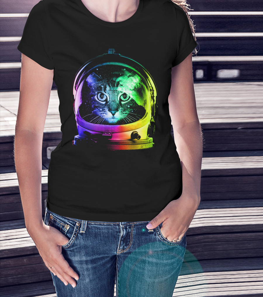 Astronaut Cat Classic Funny Cat In Space Helmet With Rainbow Glow T-Shirt