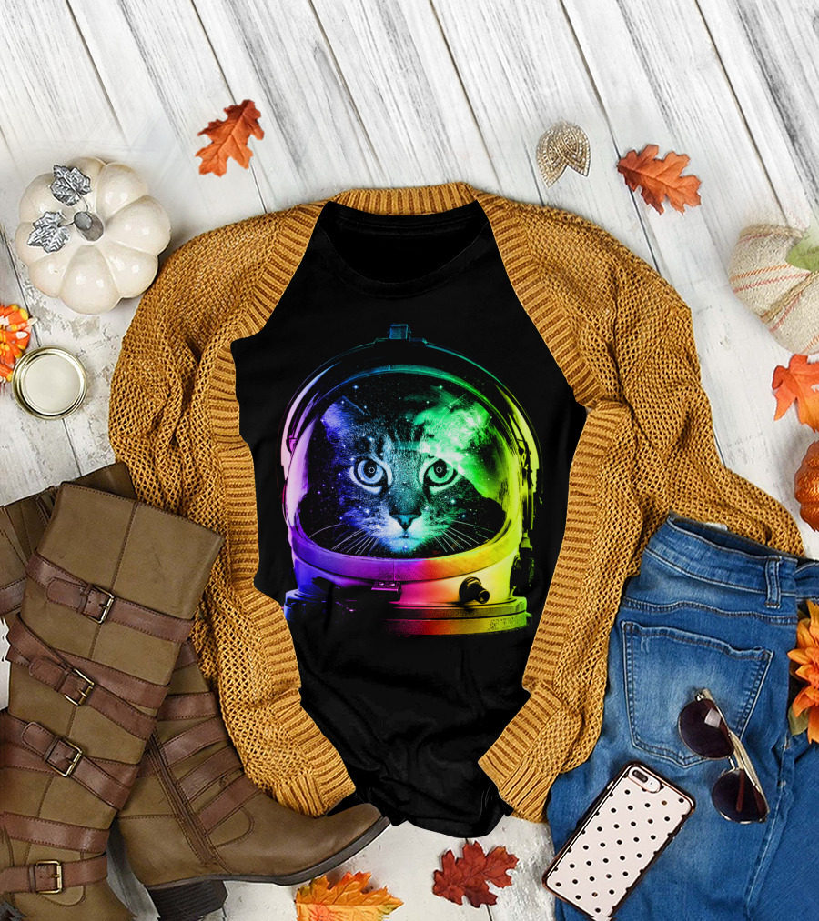 Astronaut Cat Classic Funny Cat In Space Helmet With Rainbow Glow T-Shirt