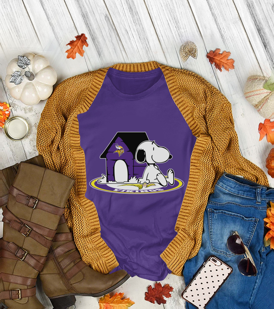 Minnesota Vikings Snoopy Sitting By Doghouse Vikings Fan T-Shirt