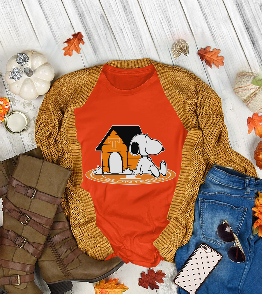 Tennessee Volunteers Football Snoopy Doghouse Fan Now And Forever T-Shirt