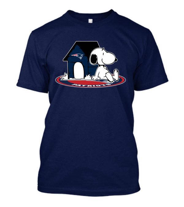 New England Patriots Football Fan Forever Snoopy House T-Shirt