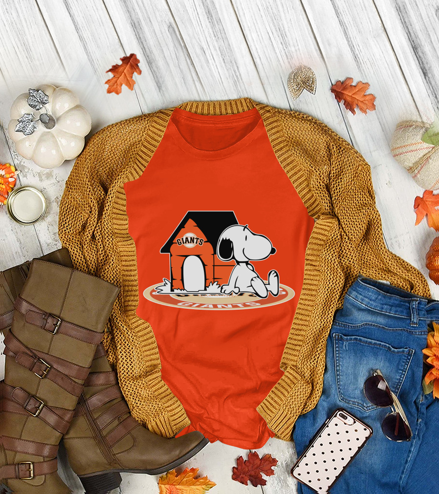 San Francisco Giants Snoopy Baseball Fan Now And Forever T-Shirt