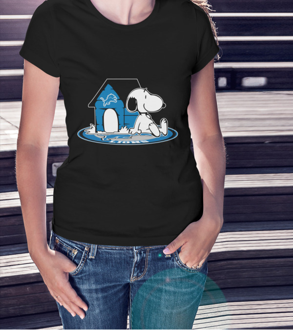 Detroit Lions Football Forever Snoopy Fan Art Peanuts T-Shirt