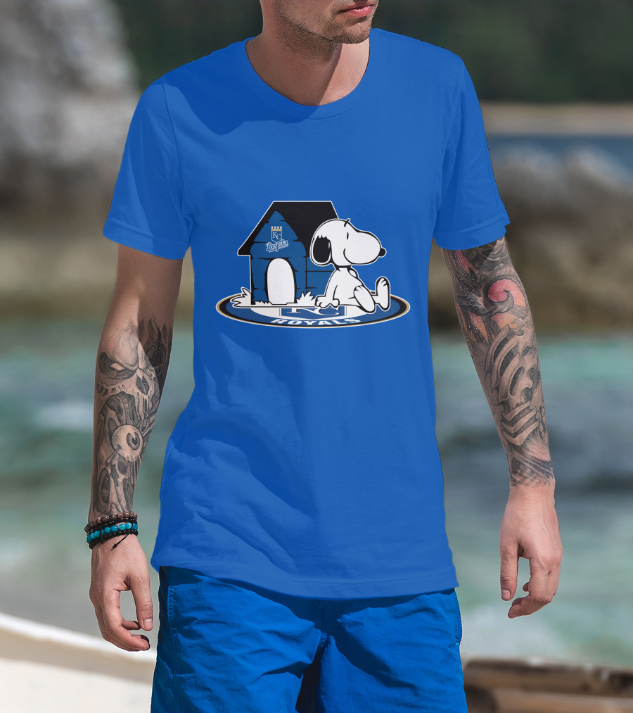 Kansas City Royals Snoopy Fan Forever Loyal T-Shirt