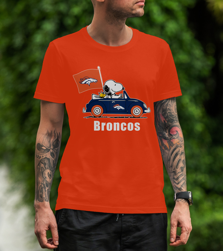Denver Broncos Snoopy Car Broncos Flag T-Shirt