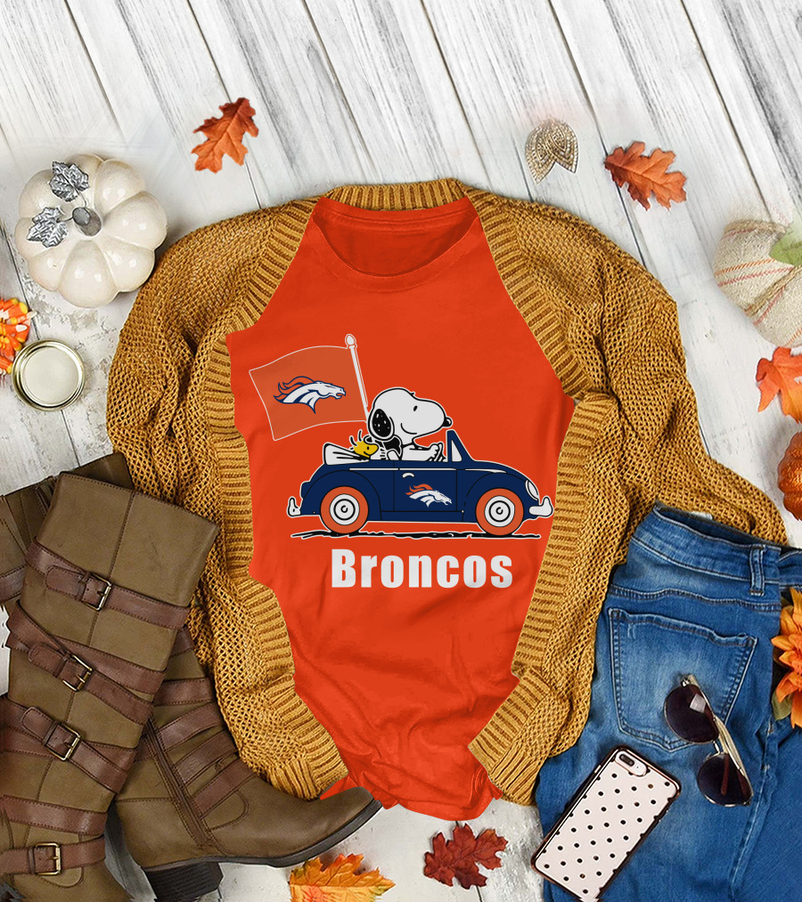Denver Broncos Snoopy Car Broncos Flag T-Shirt