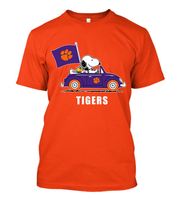 Clemson Tigers Snoopy Driving With Woodstock In Purple Car T-Shirt