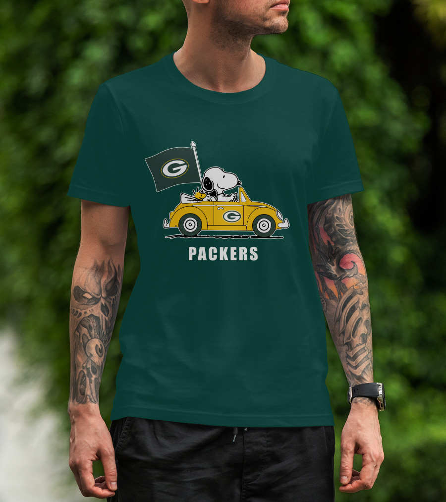 Green Bay Packers Snoopy Driving Car T-Shirt