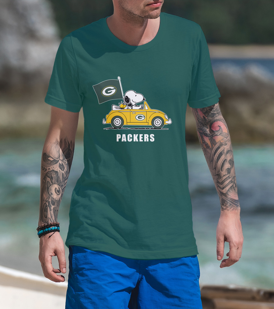 Green Bay Packers Snoopy Driving Car T-Shirt