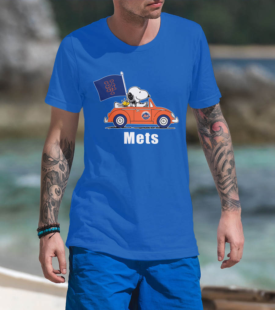 Mets Snoopy Driving With Woodstock And Flag T-Shirt