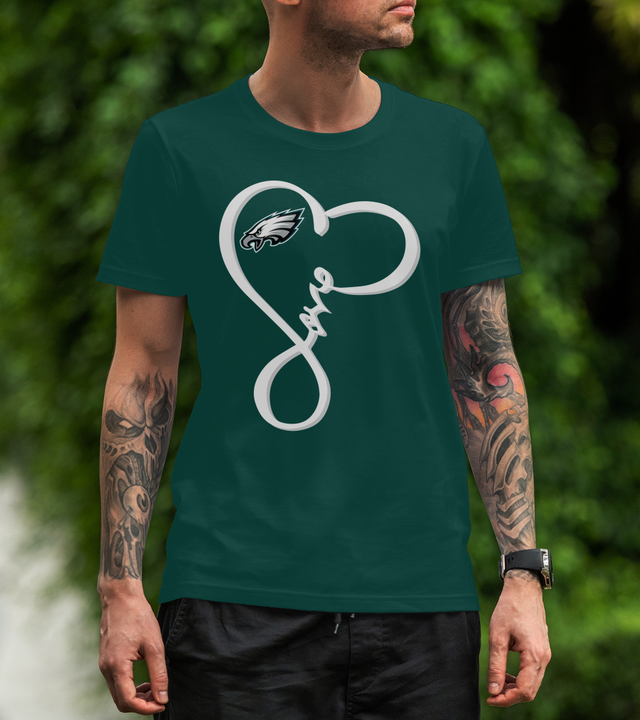 Philadelphia Eagles Love Heart T-Shirt