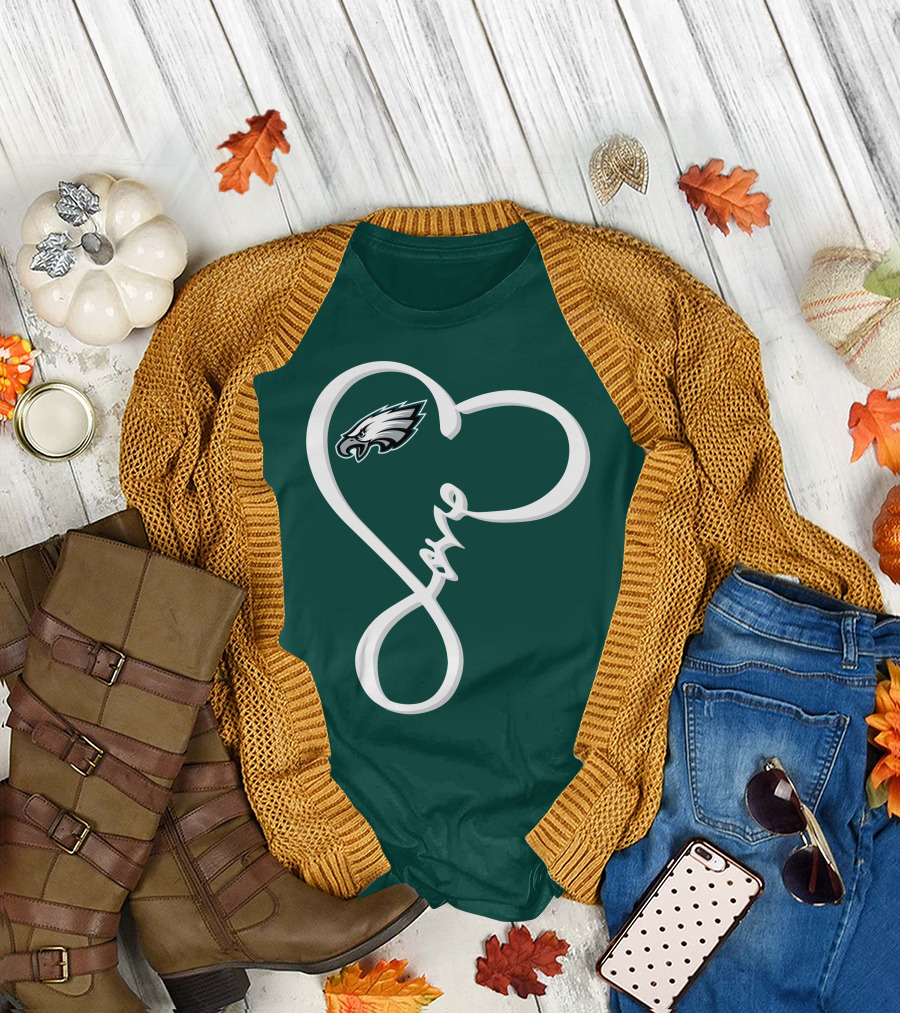 Philadelphia Eagles Love Heart T-Shirt