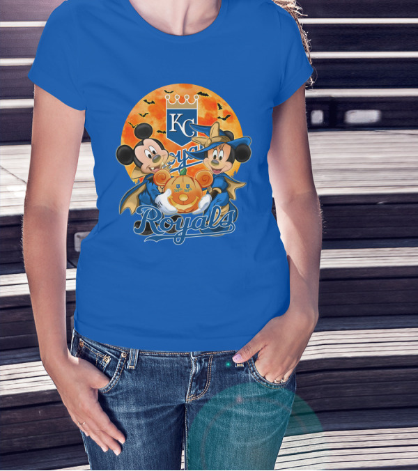 Kansas City Royals Mickey Mouse And Minnie Mouse Halloween Pumpkin Magic T-Shirt