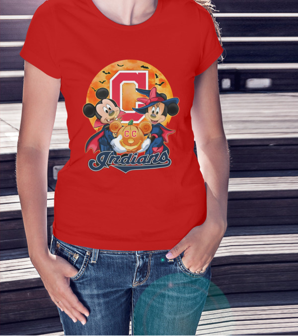 Cleveland Indians Mickey Mouse Minnie Mouse Halloween C Logo Pumpkin T-Shirt