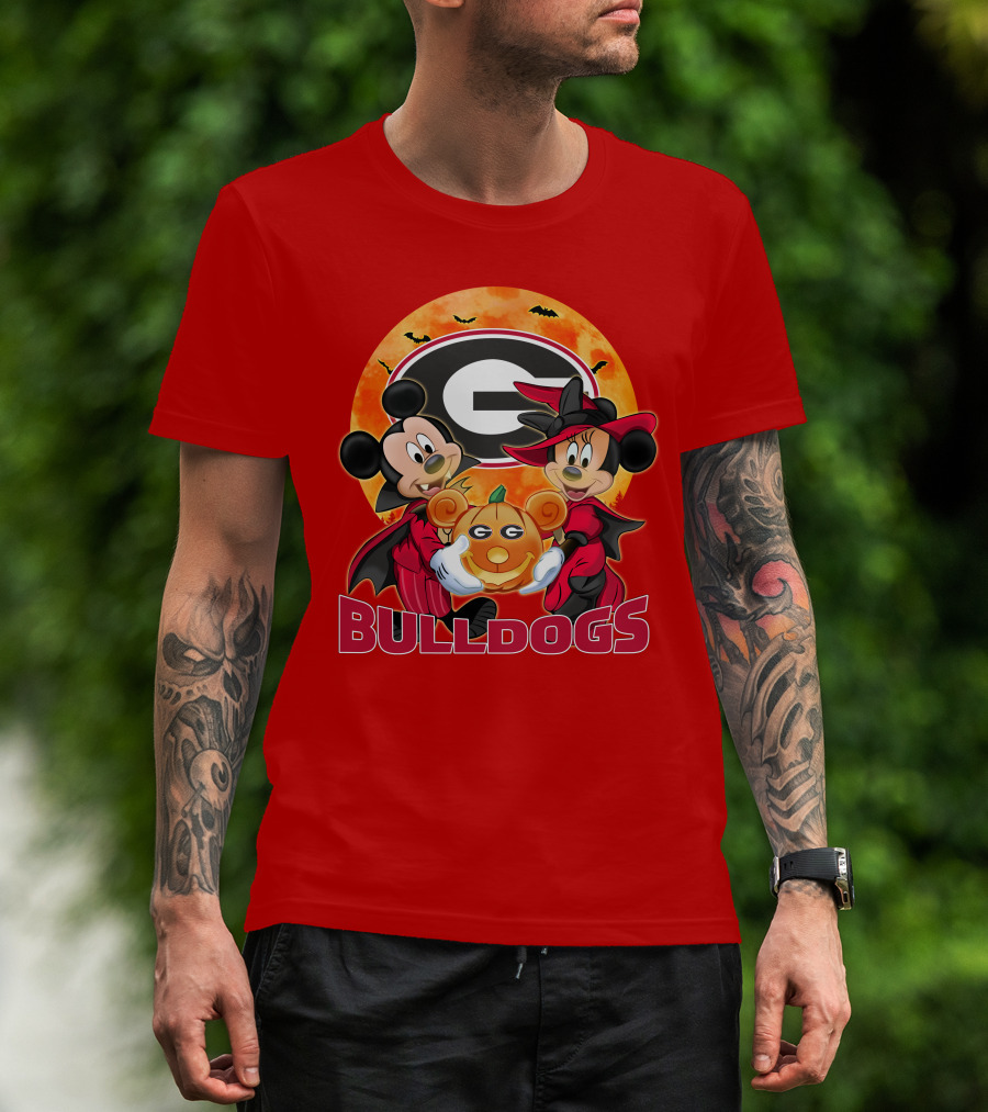 Georgia Bulldogs Mickey And Minnie Mouse Halloween Pumpkin T-Shirt