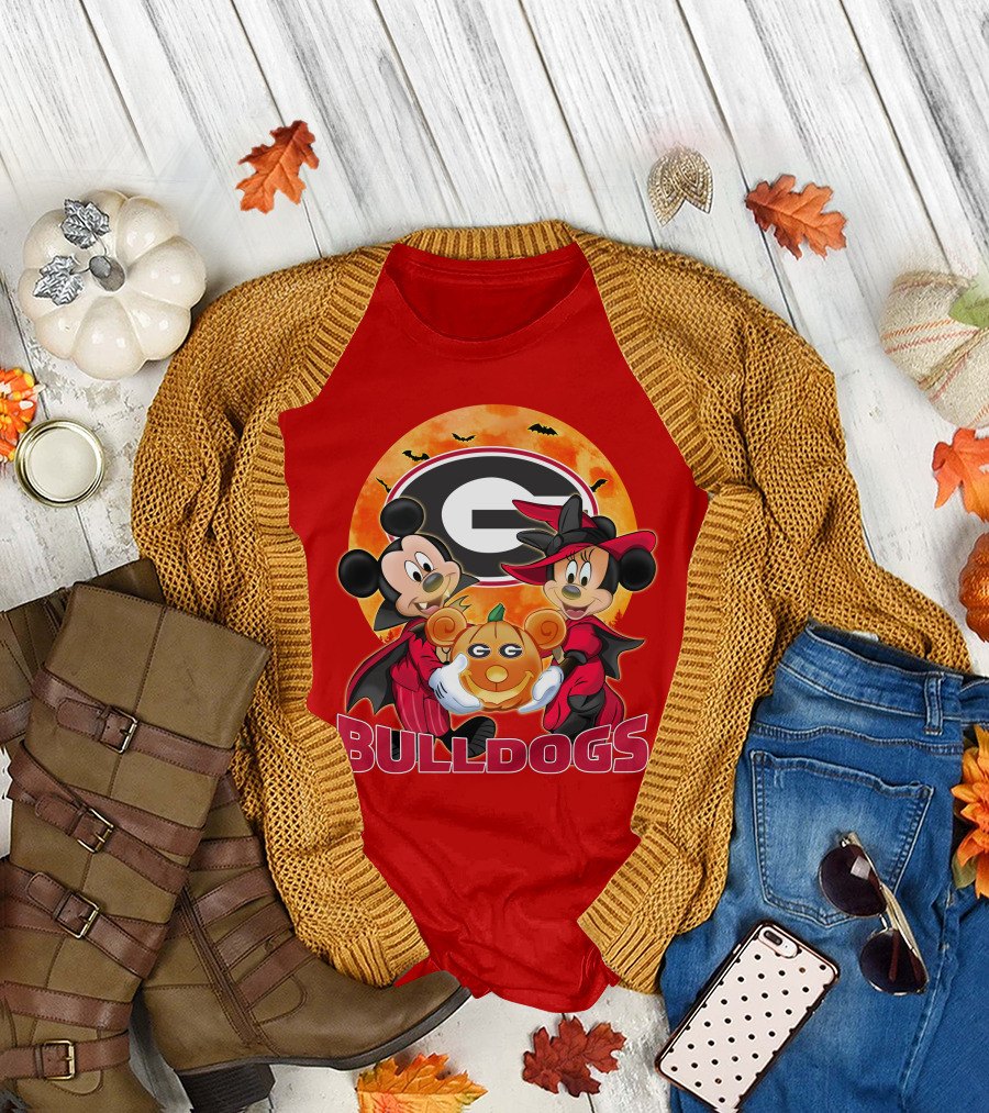 Georgia Bulldogs Mickey and Minnie Mouse Halloween Pumpkin T-Shirt