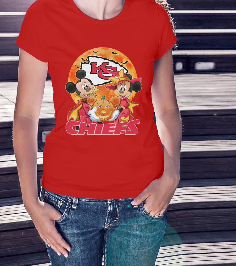 Kansas City Chiefs Mickey Mouse Minnie Mouse Halloween Chiefs Logo Pumpkin T-Shirt