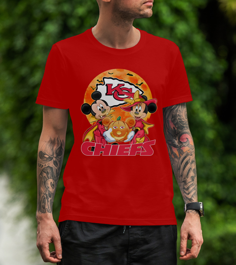 Kansas City Chiefs Mickey Mouse Minnie Mouse Halloween Chiefs Logo Pumpkin T-Shirt